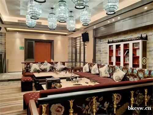 成都东方伊甸园商务KTV2025高薪模特/礼仪招聘,日结高薪+轻松上岗,工作氛围好生意,团队活力等你 成都东方伊甸园商务KTV2025高薪模特/礼仪招聘,日结高薪+轻松上岗,工作氛围好生意,团队活力等你