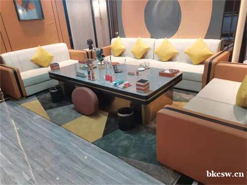 成都格莱美夜总会高薪诚聘KTV/模特/服务员 店内直招免押金中介费 日结薪资氛围轻松 成都格莱美夜总会高薪诚聘KTV/模特/服务员 店内直招免押金中介费 日结薪资氛围轻松