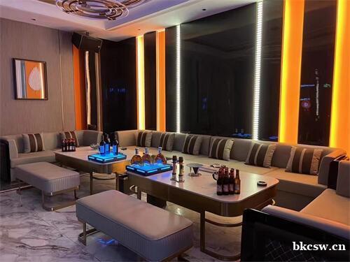 成都林恩国际酒店KTV高薪急聘模特-日结高薪/无押金/提供住宿(夜场直招) 成都林恩国际酒店KTV高薪急聘模特-日结高薪/无押金/提供住宿(夜场直招)