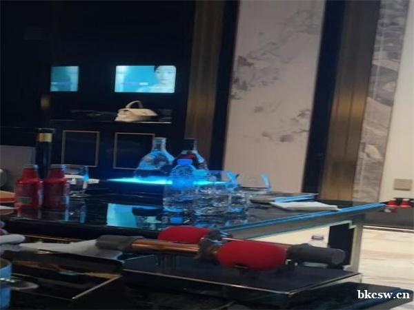 唐山三江夜总会高薪急聘KTV/夜场模特,日结包住,便装上班多场可选,形象气质佳优先 唐山三江夜总会高薪急聘KTV/夜场模特,日结包住,便装上班多场可选,形象气质佳优先