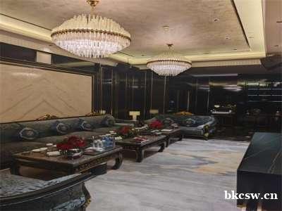 沈阳东方假日KTV夜总会高薪急聘时尚商务模特,无费用/日结/翻台率高,环境优雅待遇优厚,诚邀加入 沈阳东方假日KTV夜总会高薪急聘时尚商务模特,无费用/日结/翻台率高,环境优雅待遇优厚,诚邀加入